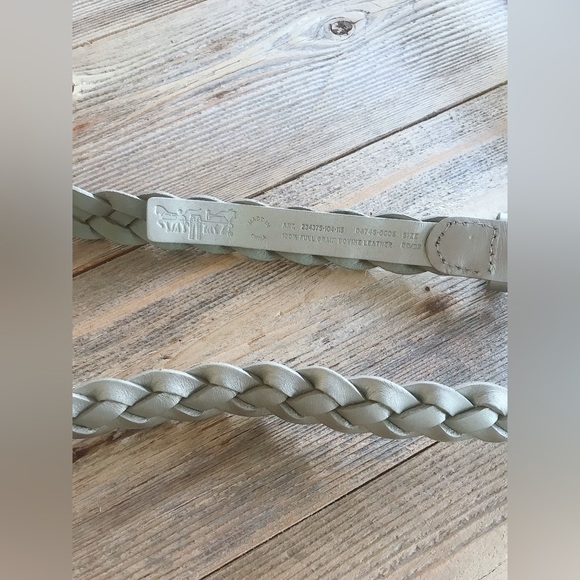 Levi’s 100% Silver Leather Braided Belt - Picture 4 of 4
